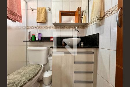 Casa para alugar com 270m², 3 quartos e 2 vagas Casa para alugar com 270m², 3 quartos e 2 vagasBanheiro suíte 2