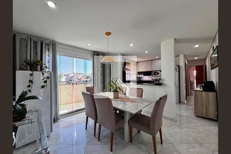 Casa para alugar com 270m², 3 quartos e 2 vagas Casa para alugar com 270m², 3 quartos e 2 vagasCozinha