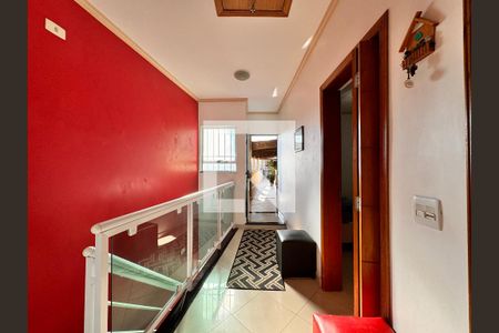 Casa para alugar com 270m², 3 quartos e 2 vagas Casa para alugar com 270m², 3 quartos e 2 vagasCorredor