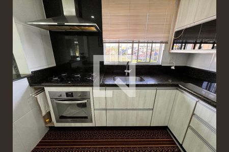 Casa para alugar com 270m², 3 quartos e 2 vagas Casa para alugar com 270m², 3 quartos e 2 vagasCozinha