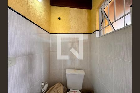 Casa para alugar com 270m², 3 quartos e 2 vagas Casa para alugar com 270m², 3 quartos e 2 vagasBanheiro de serviço