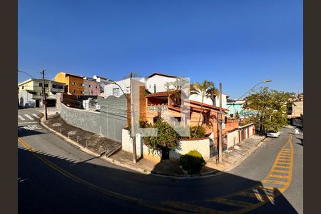 Casa para alugar com 270m², 3 quartos e 2 vagas Casa para alugar com 270m², 3 quartos e 2 vagasVista da Varanda