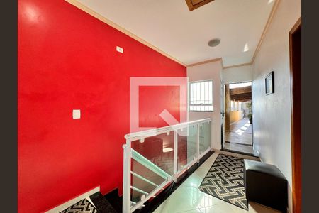 Casa para alugar com 270m², 3 quartos e 2 vagas Casa para alugar com 270m², 3 quartos e 2 vagasCorredor