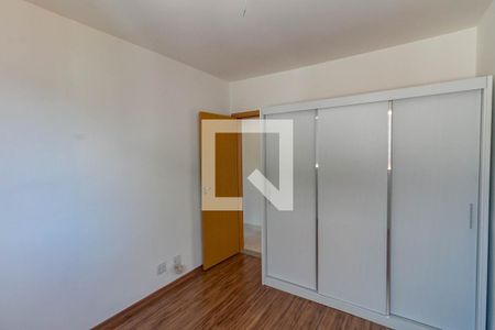 Quarto 2 de apartamento à venda com 3 quartos, 232m² em Buritis, Belo Horizonte