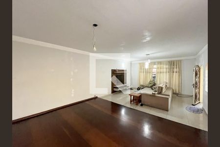 Sala de casa para alugar com 4 quartos, 288m² em Jardim Jabaquara, São Paulo