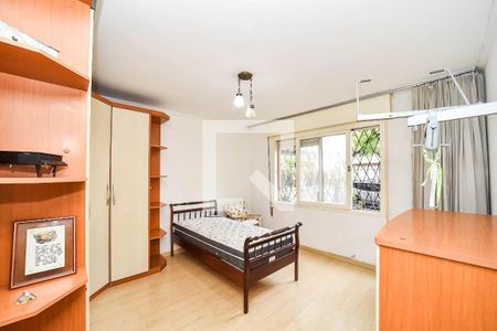 Quarto 1 de apartamento para alugar com 2 quartos, 90m² em Azenha, Porto Alegre