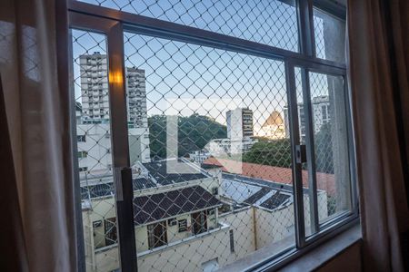 Sala de apartamento à venda com 2 quartos, 64m² em Laranjeiras, Rio de Janeiro