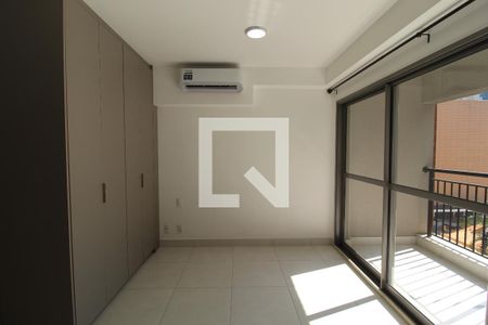 Sala/Quarto de kitnet/studio à venda com 1 quarto, 32m² em Indianópolis, São Paulo