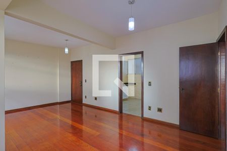 Sala de apartamento para alugar com 3 quartos, 98m² em Grajaú, Belo Horizonte