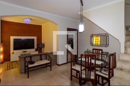 Sala de casa de condomínio para alugar com 3 quartos, 250m² em Vila Barros, Barueri
