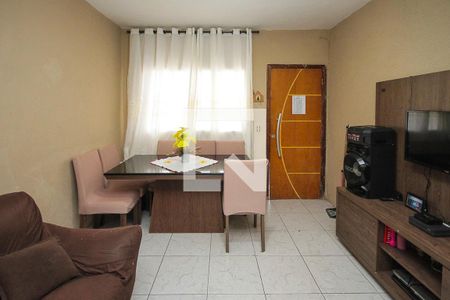 Sala de casa para alugar com 2 quartos, 80m² em Cidade Continental, São Paulo