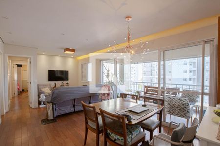 Sala 2 ambientes de apartamento à venda com 3 quartos, 103m² em Água Branca, São Paulo