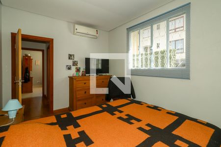 Quarto de casa para alugar com 2 quartos, 100m² em Passo D’areia, Porto Alegre