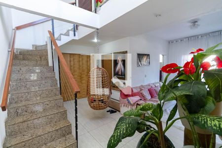 Sala  de casa para alugar com 2 quartos, 400m² em Braúnas, Belo Horizonte
