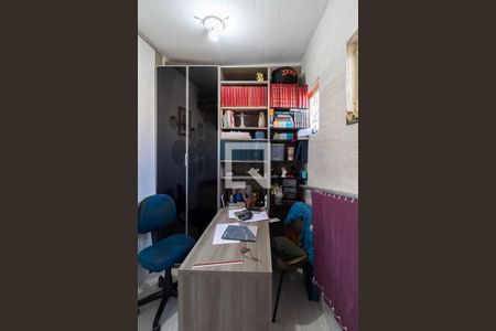 Escritório de casa à venda com 2 quartos, 400m² em Braúnas, Belo Horizonte