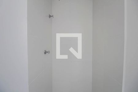 Banheiro de apartamento à venda com 1 quarto, 30m² em Jardim Angela (zona Leste), São Paulo