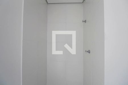 Banheiro de apartamento à venda com 1 quarto, 30m² em Jardim Angela (zona Leste), São Paulo