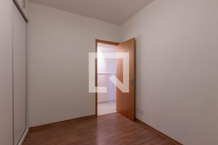 Quarto 1 de apartamento para alugar com 2 quartos, 64m² em Vila da Serra, Nova Lima