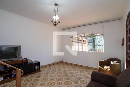 Sala de casa à venda com 4 quartos, 250m² em Vila Galvão, Guarulhos