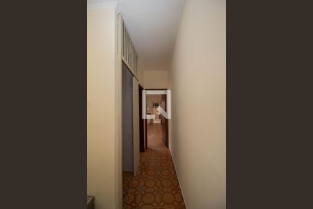 Corredor de casa para alugar com 3 quartos, 180m² em Vila Penteado, São Paulo