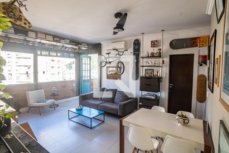 Sala de apartamento à venda com 2 quartos, 90m² em Humaitá, Rio de Janeiro