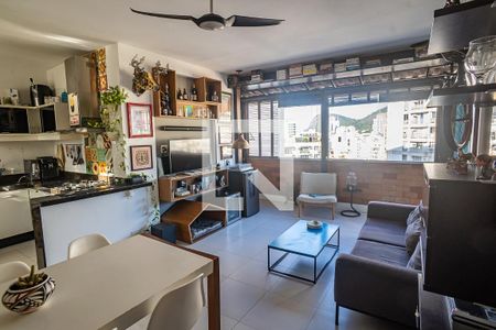Sala de apartamento à venda com 2 quartos, 90m² em Humaitá, Rio de Janeiro