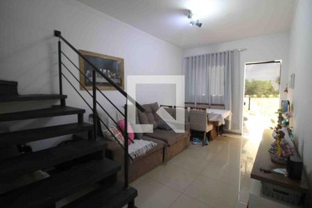 Sala de casa para alugar com 2 quartos, 71m² em Vila Fiori, Sorocaba