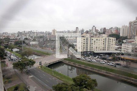 Sala Vista de apartamento para alugar com 2 quartos, 43m² em Partenon, Porto Alegre