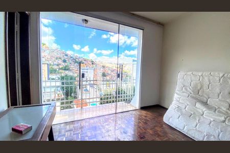 varanda de apartamento à venda com 3 quartos, 100m² em Santo Antônio, Belo Horizonte