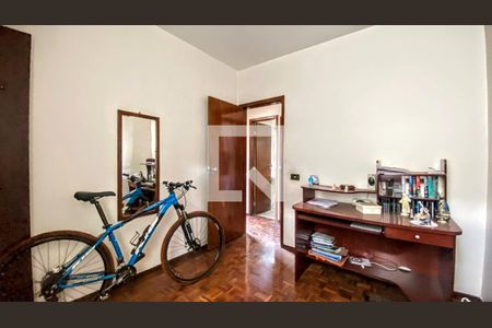 quarto 1 de apartamento à venda com 3 quartos, 100m² em Santo Antônio, Belo Horizonte