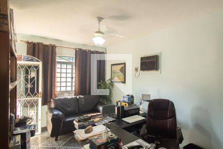 Sala de casa para alugar com 3 quartos, 225m² em Campo Grande, Rio de Janeiro