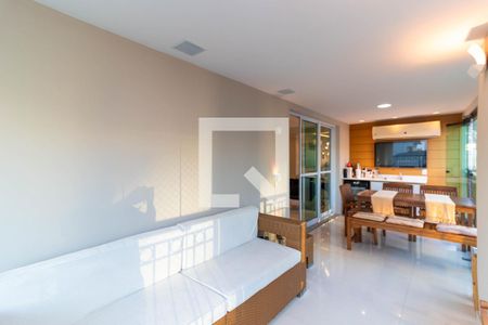 Varanda de apartamento à venda com 4 quartos, 145m² em Icaraí, Niterói