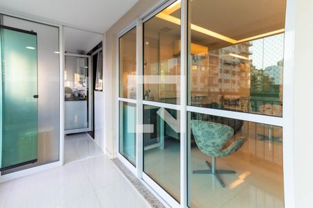 Varanda de apartamento à venda com 4 quartos, 145m² em Icaraí, Niterói