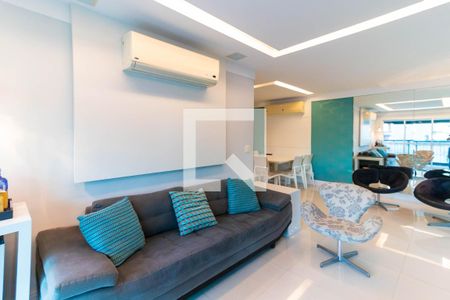 Sala de apartamento à venda com 4 quartos, 145m² em Icaraí, Niterói