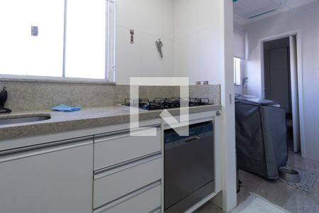 Cozinha de apartamento para alugar com 2 quartos, 67m² em Vila Santa Clara, São Paulo