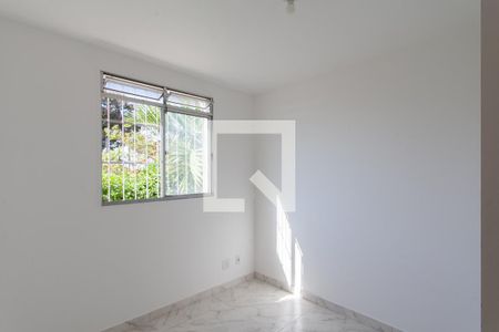 Quarto 1 de apartamento à venda com 2 quartos, 50m² em São João Batista, Belo Horizonte