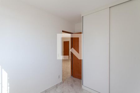 Quarto 2 de apartamento à venda com 2 quartos, 50m² em São João Batista, Belo Horizonte