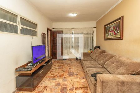 Casa à venda com 130m², 3 quartos e 2 vagasSala