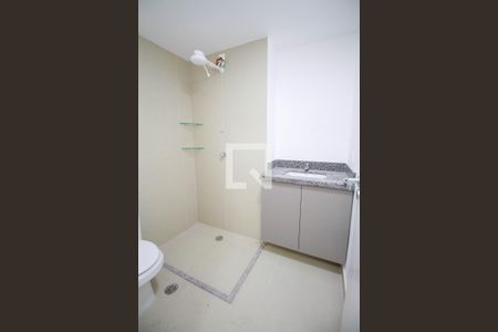 Banheiro da Suíte de apartamento para alugar com 1 quarto, 27m² em Pinheiros, São Paulo