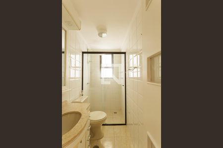 Banheiro de apartamento à venda com 1 quarto, 44m² em Itaim Bibi, São Paulo