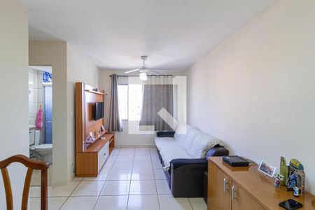 Sala de apartamento à venda com 2 quartos, 58m² em Metalúrgicos, Osasco