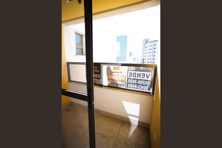Varanda Sala de apartamento à venda com 3 quartos, 140m² em Liberdade, Belo Horizonte