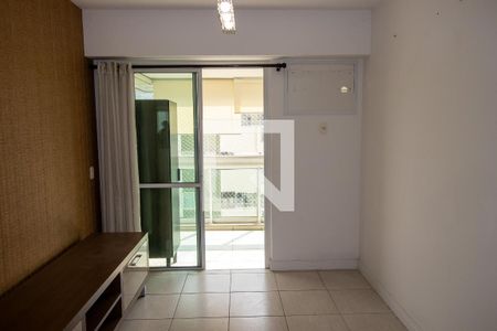 Sala de apartamento para alugar com 2 quartos, 63m² em Camorim, Rio de Janeiro