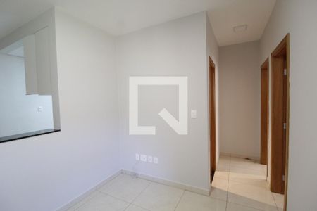 Sala de apartamento para alugar com 2 quartos, 45m² em Santa Rosa, Uberlândia