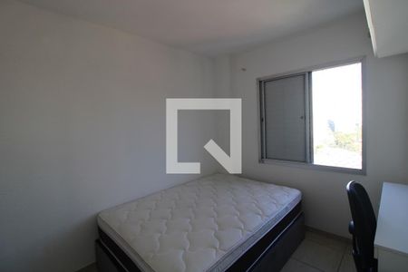 Quarto 2 de apartamento para alugar com 2 quartos, 67m² em Vila Anhanguera, São Paulo
