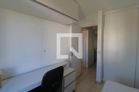 Quarto 2 de apartamento para alugar com 2 quartos, 64m² em Vila Anhanguera, São Paulo