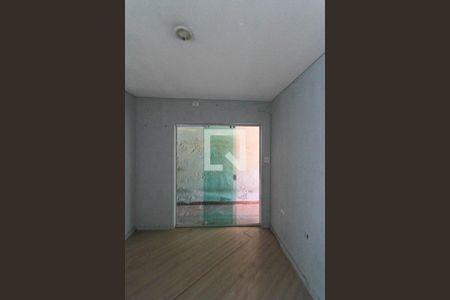 Sala de casa para alugar com 2 quartos, 64m² em Vila Antonieta, São Paulo