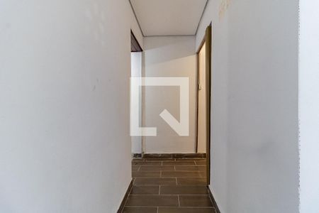 Corredor de casa para alugar com 2 quartos, 45m² em Vila Moraes, São Paulo