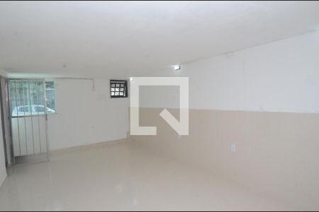 Sala - Quarto - Cozinha de kitnet/studio para alugar com 1 quarto, 17m² em Ramos, Rio de Janeiro