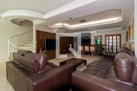 Sala de Estar de casa para alugar com 4 quartos, 500m² em Vila Bertioga, São Paulo